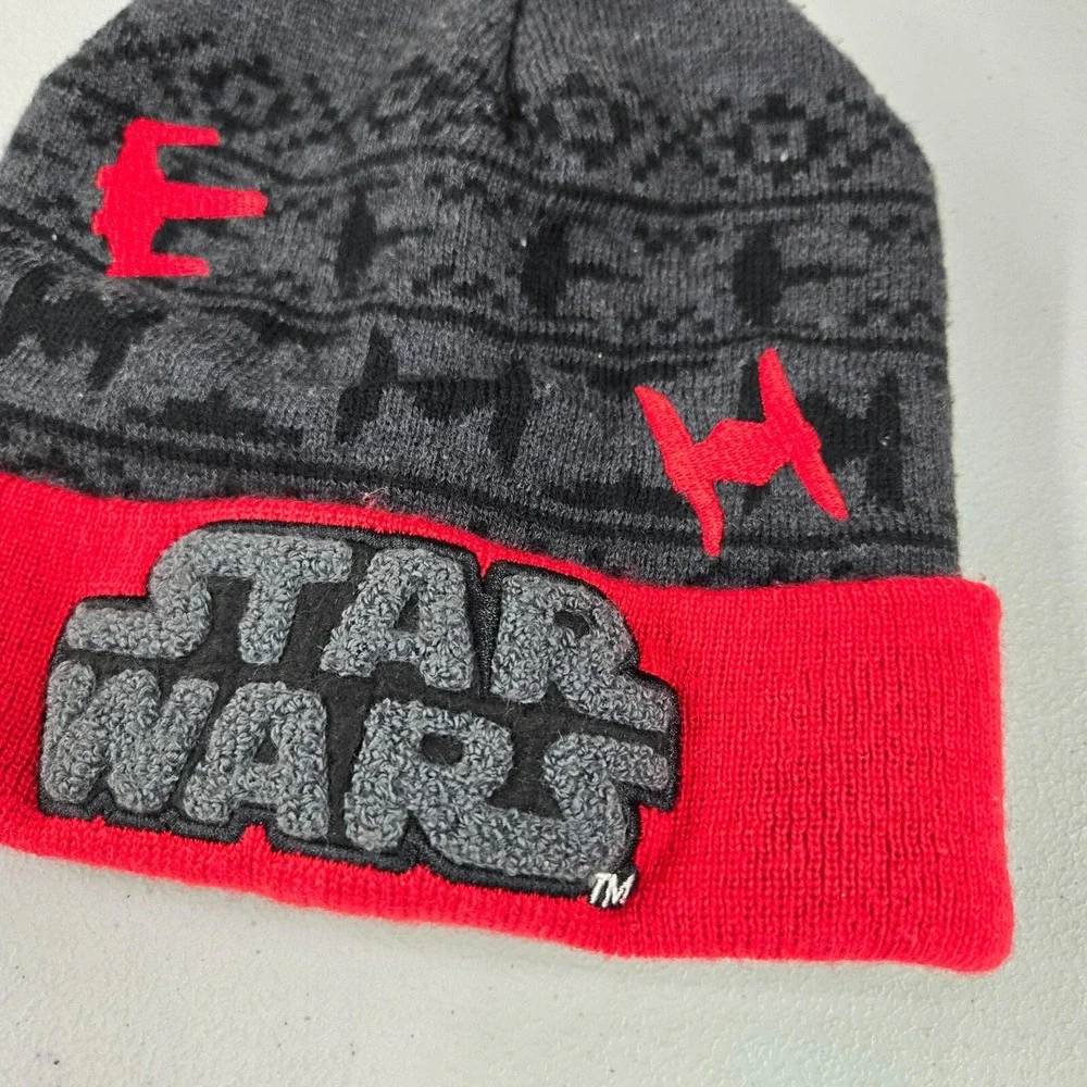 Star Wars‎ Men Hat OS Red Chenille Patch Logo Knit Beanie Foldover